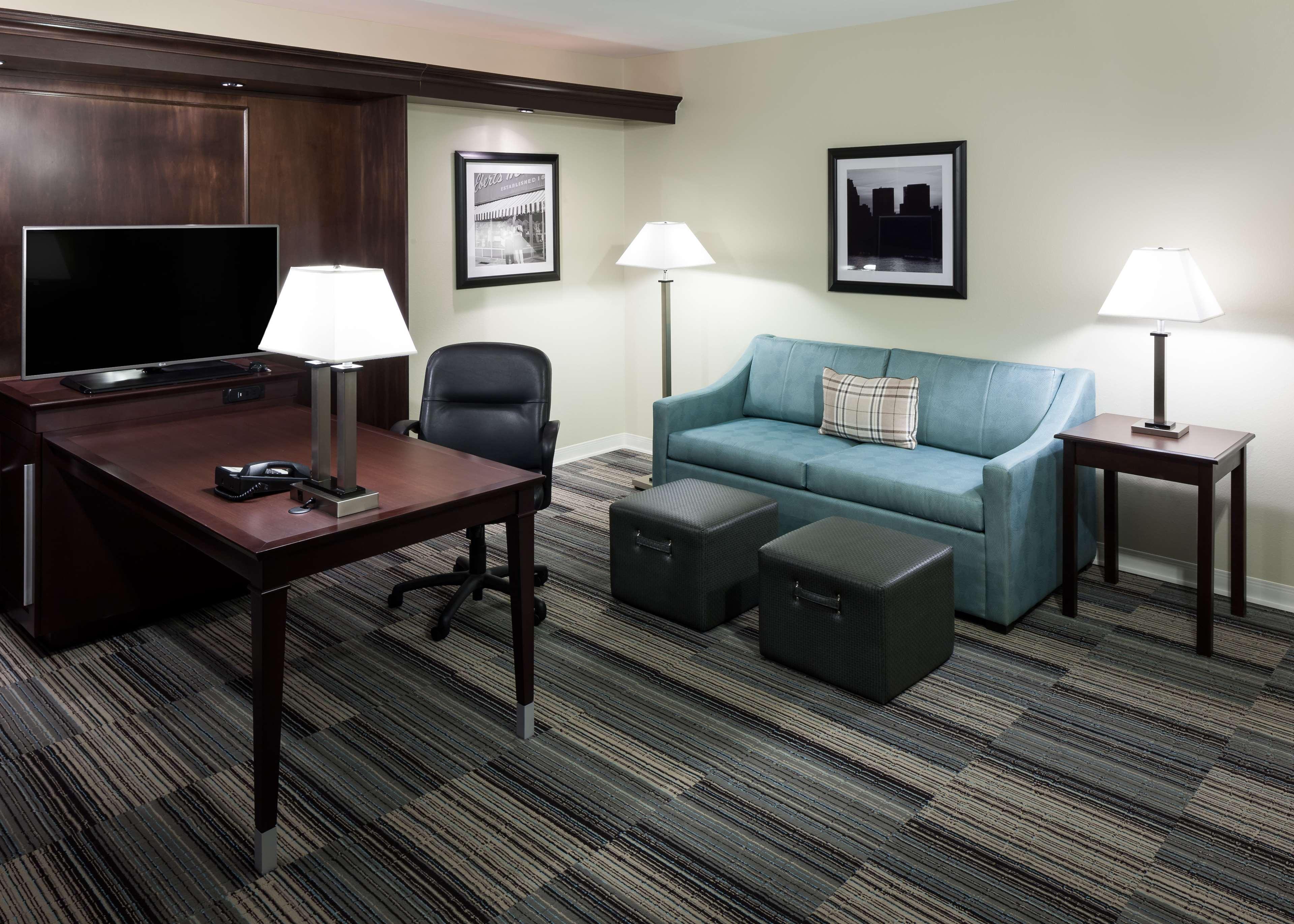 Hampton Inn & Suites Omaha-Downtown Ngoại thất bức ảnh