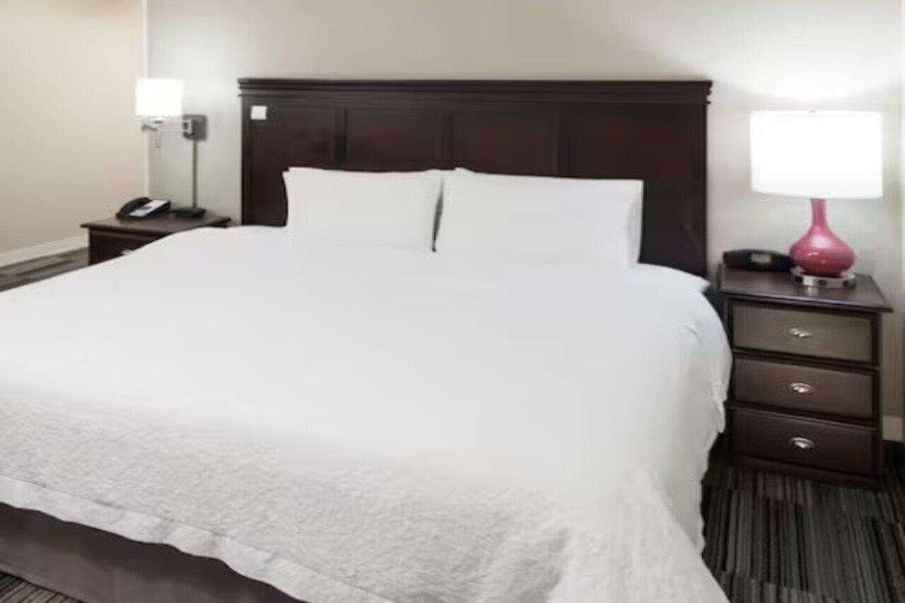 Hampton Inn & Suites Omaha-Downtown Ngoại thất bức ảnh