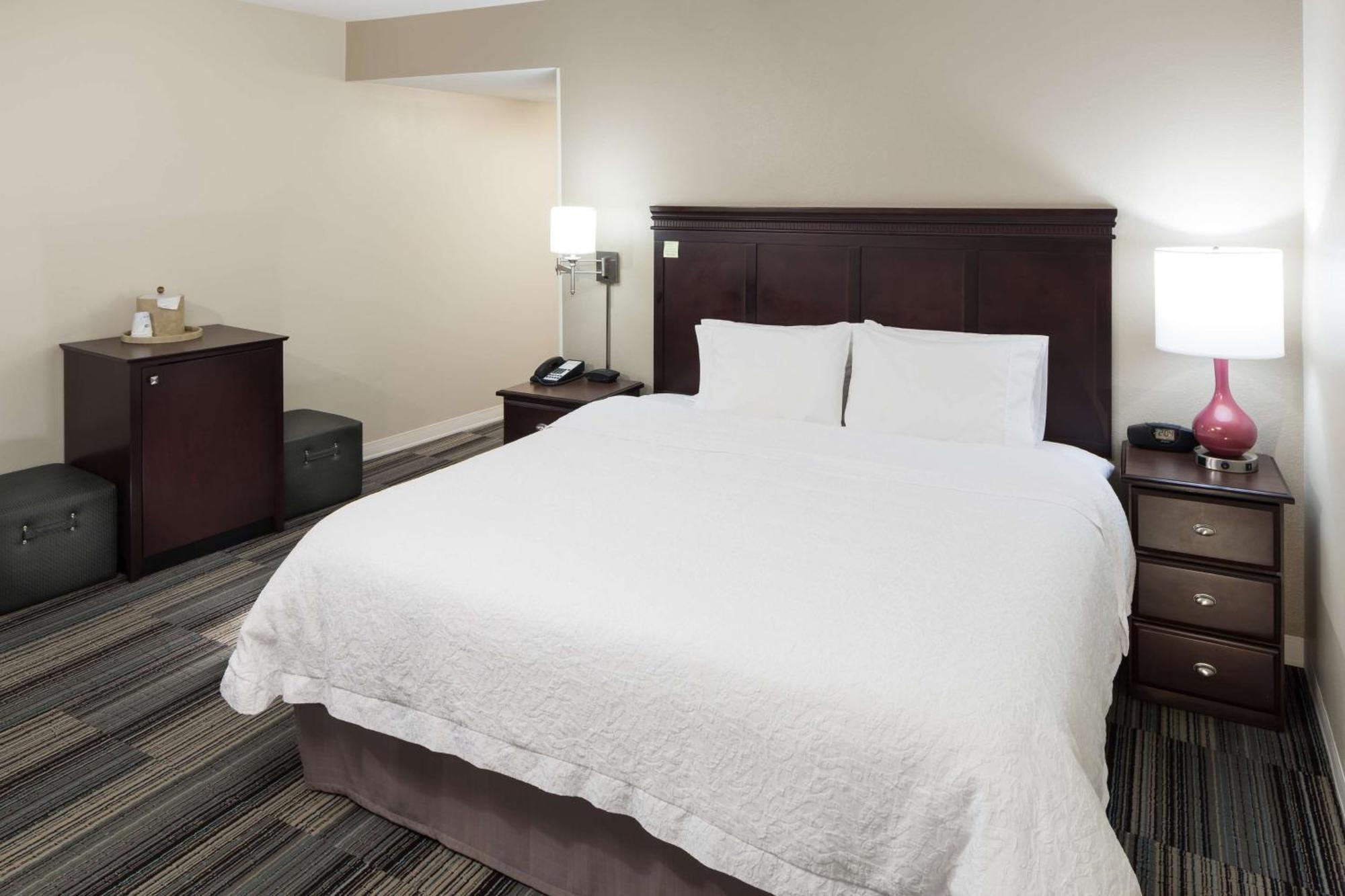 Hampton Inn & Suites Omaha-Downtown Ngoại thất bức ảnh