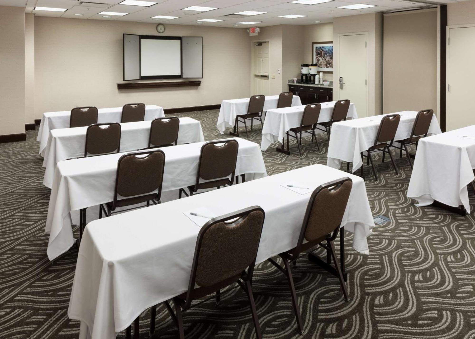 Hampton Inn & Suites Omaha-Downtown Ngoại thất bức ảnh