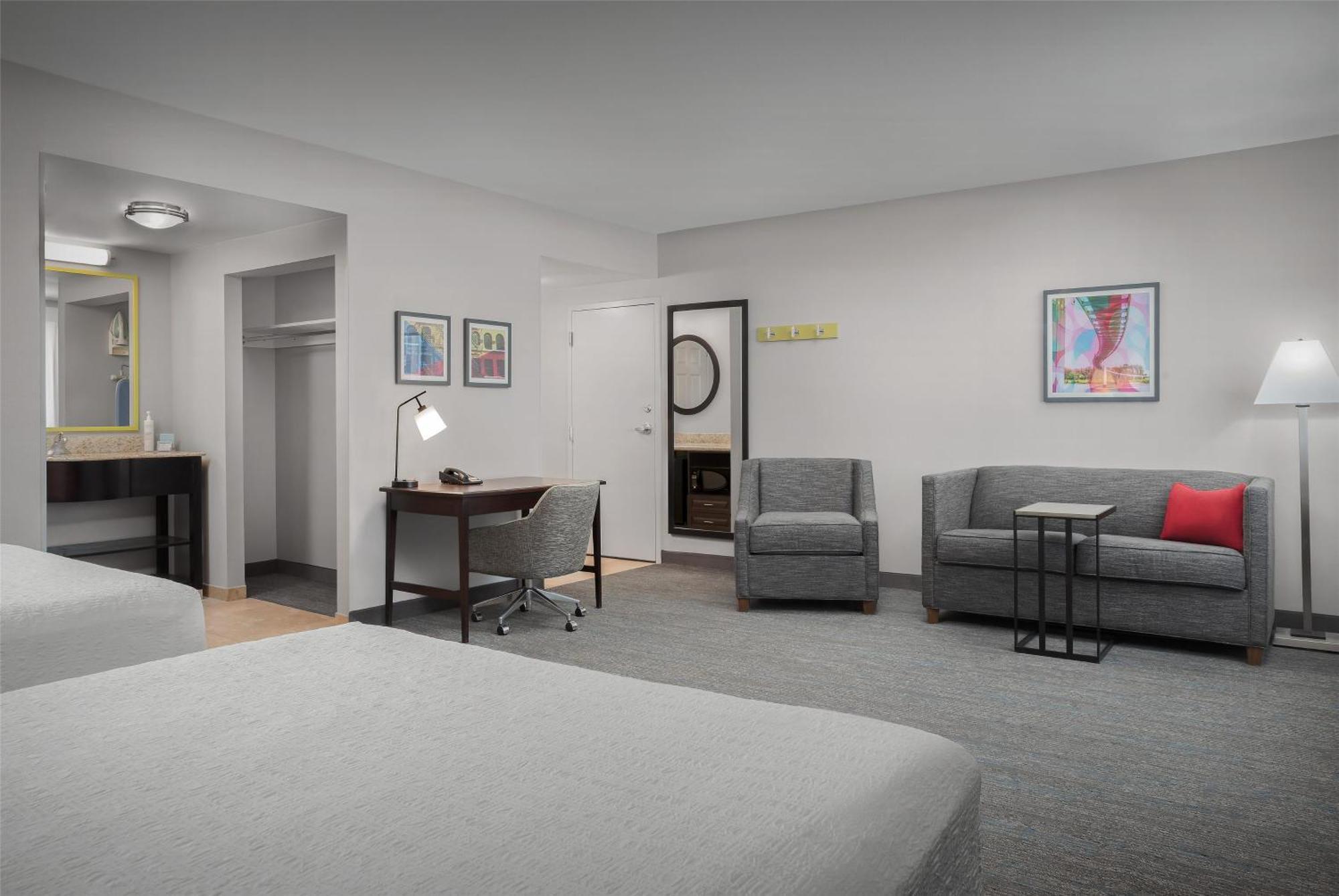 Hampton Inn & Suites Omaha-Downtown Ngoại thất bức ảnh