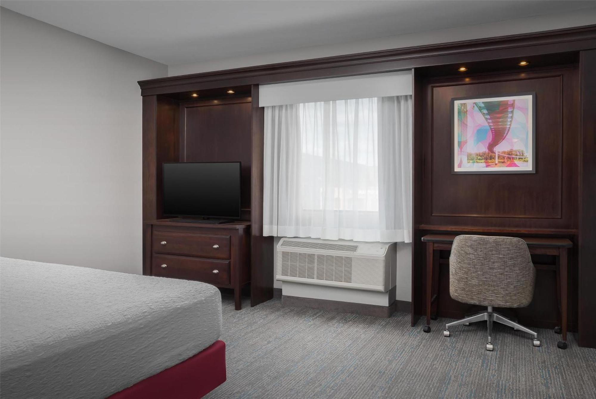 Hampton Inn & Suites Omaha-Downtown Ngoại thất bức ảnh