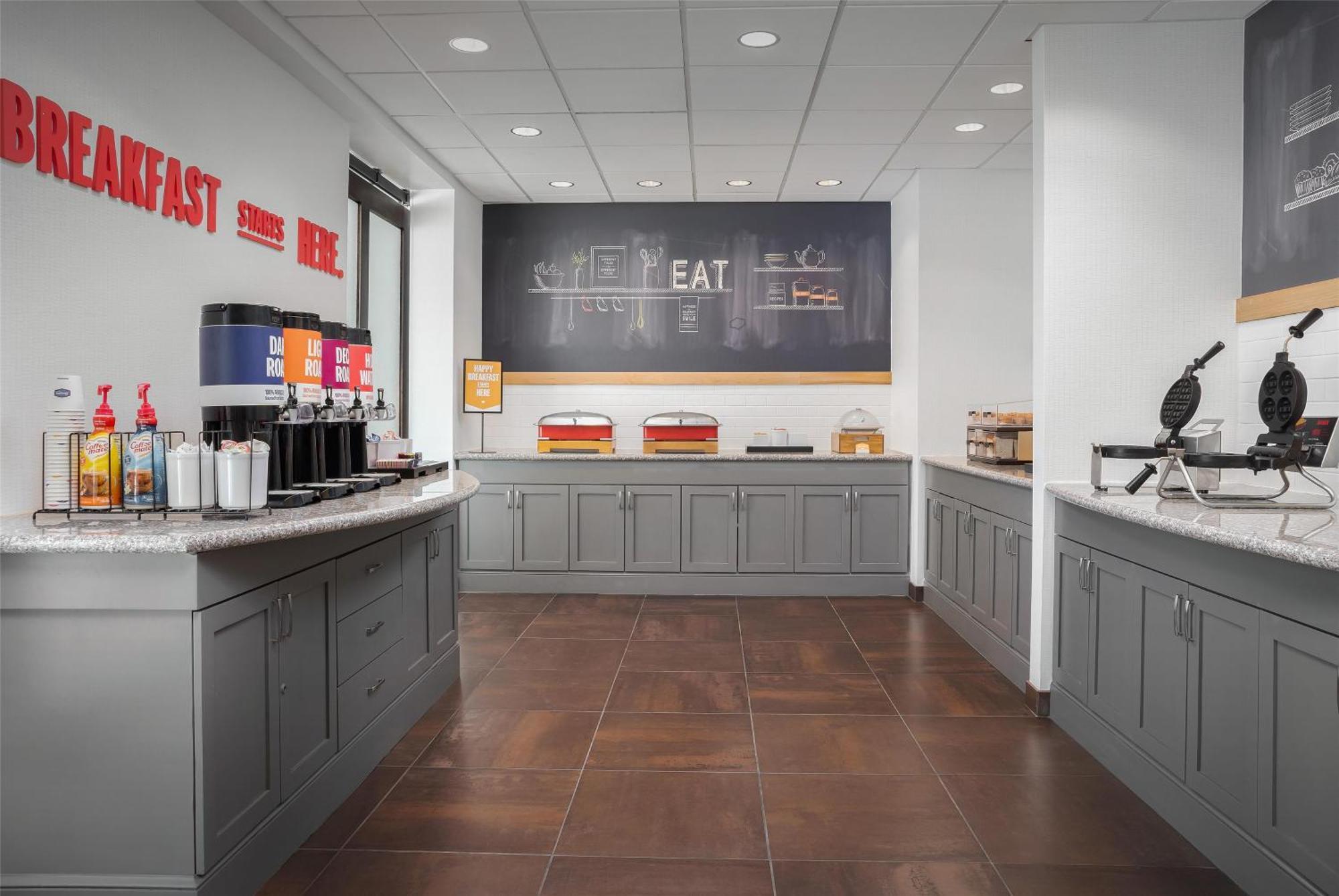 Hampton Inn & Suites Omaha-Downtown Ngoại thất bức ảnh